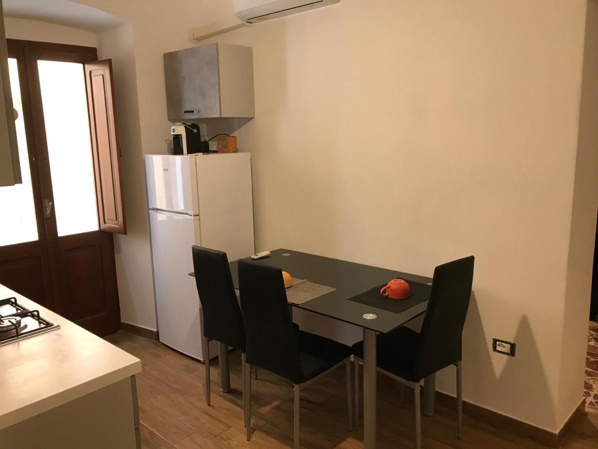 Da Piero E Lidia Apartment Iglesias Bagian luar foto